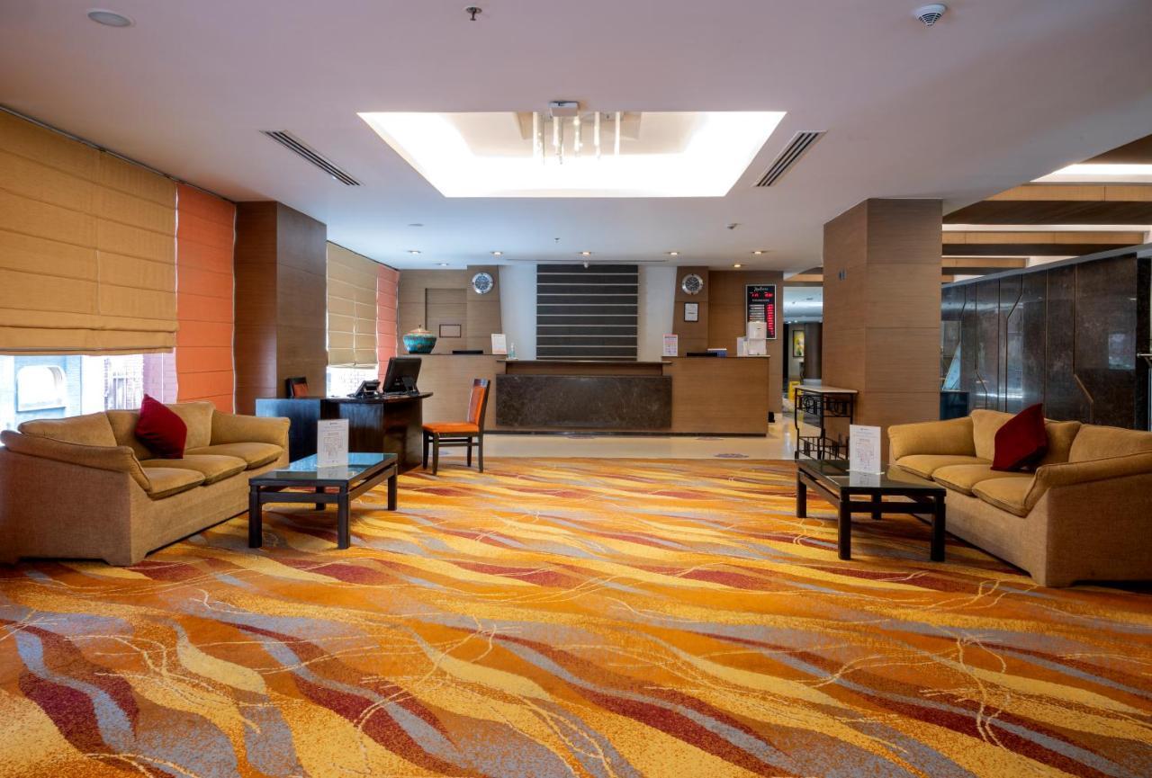 Radisson Hotel Katmandu Zewnętrze zdjęcie